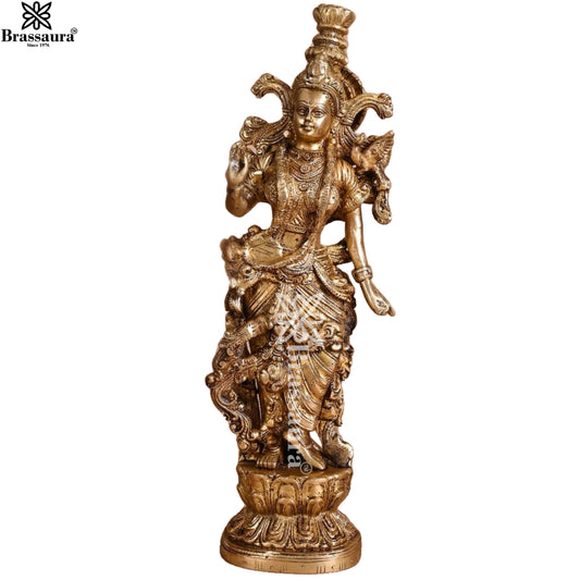 Brass Krishna Murti Weight 3.4 Kg And Height 14 Inch