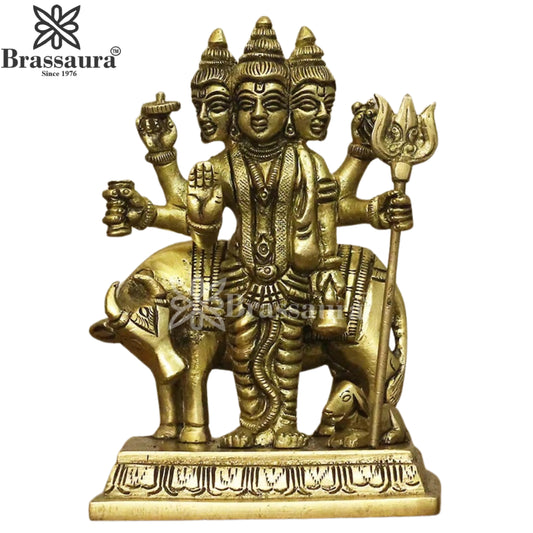 Brass Dattatreya Statue Weight .9 Kg And Height 5 Inch