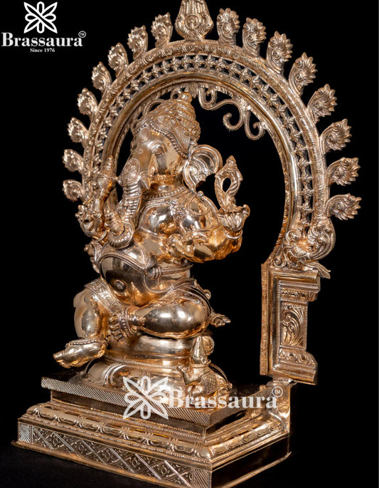 Bronze Ring Ganesha Statue Weight 22 Kg And Height 21 Inch