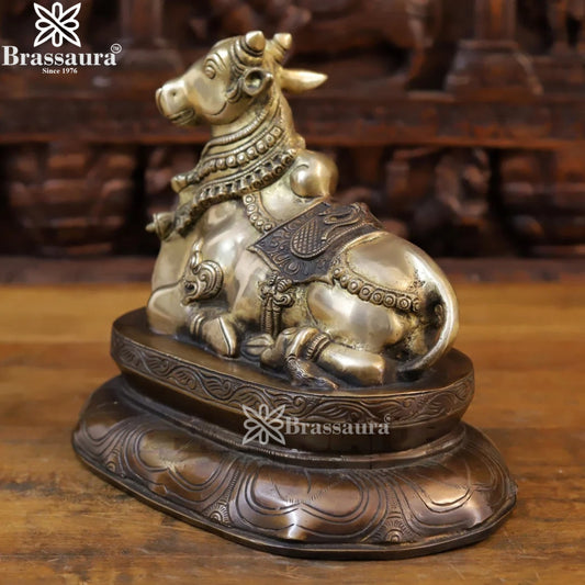 Brass Nandi Murti Weight 6.9 Kg And Height 10.5 Inch