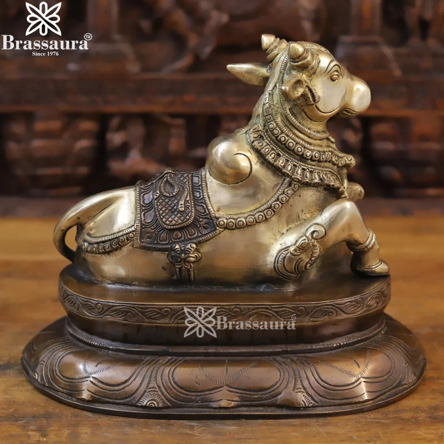 Brass Nandi Murti Weight 6.9 Kg And Height 10.5 Inch