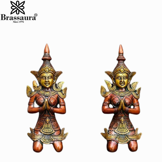 Brass Lady Statue Weight 3.2 Kg And Height 22.5 Inch