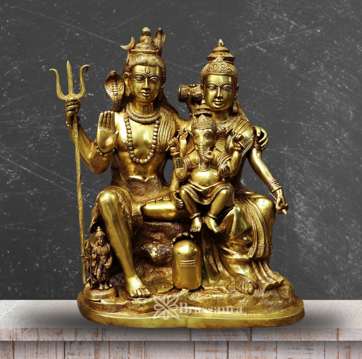 Brass Lord Shiv With Family Statue Weight 39 Kg And Height 25 Inch