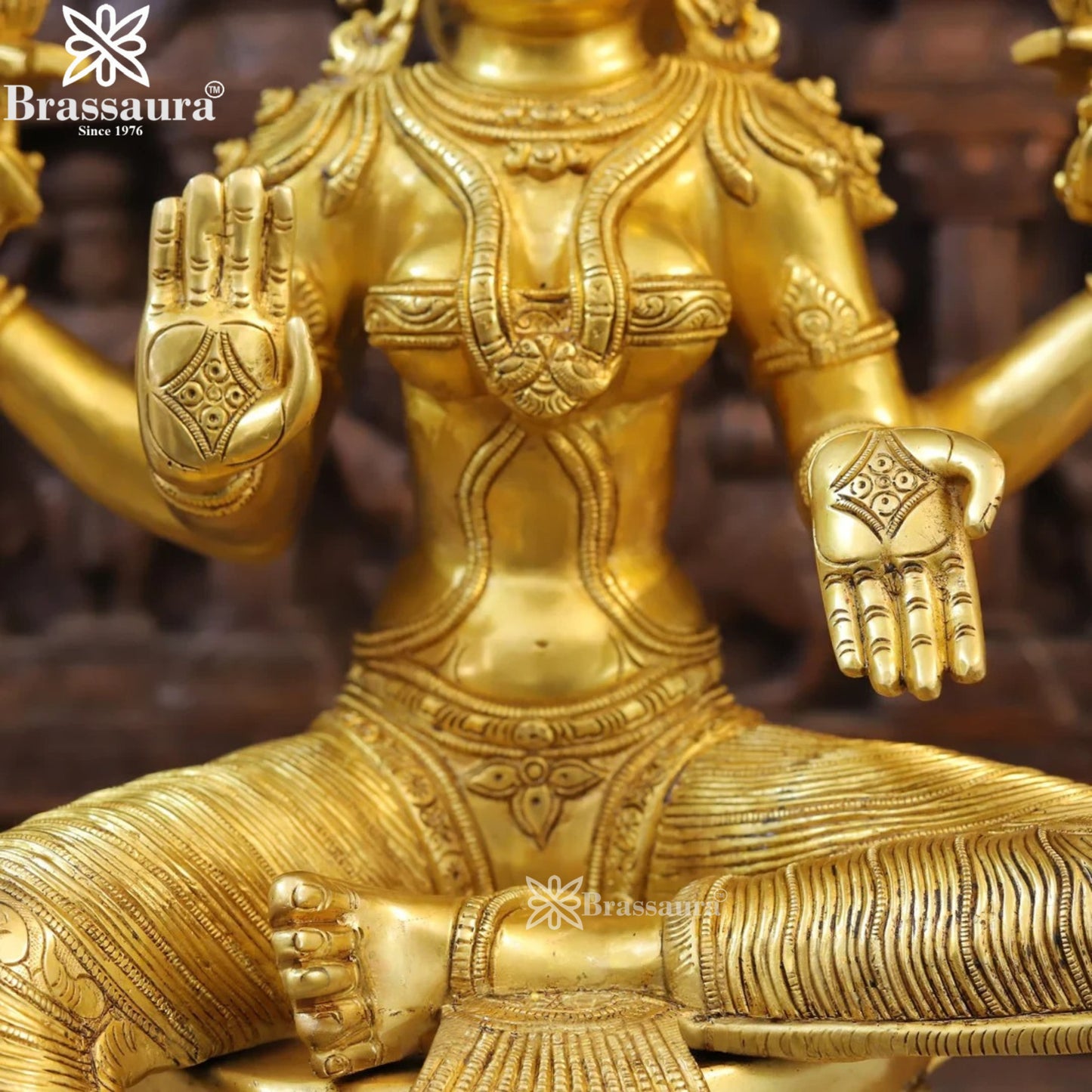 Brassaura™ Elegant Brass Laxmi Murti – Height 23.5 Inches & Weight 28.36 Kgs | Temple & Home Décor