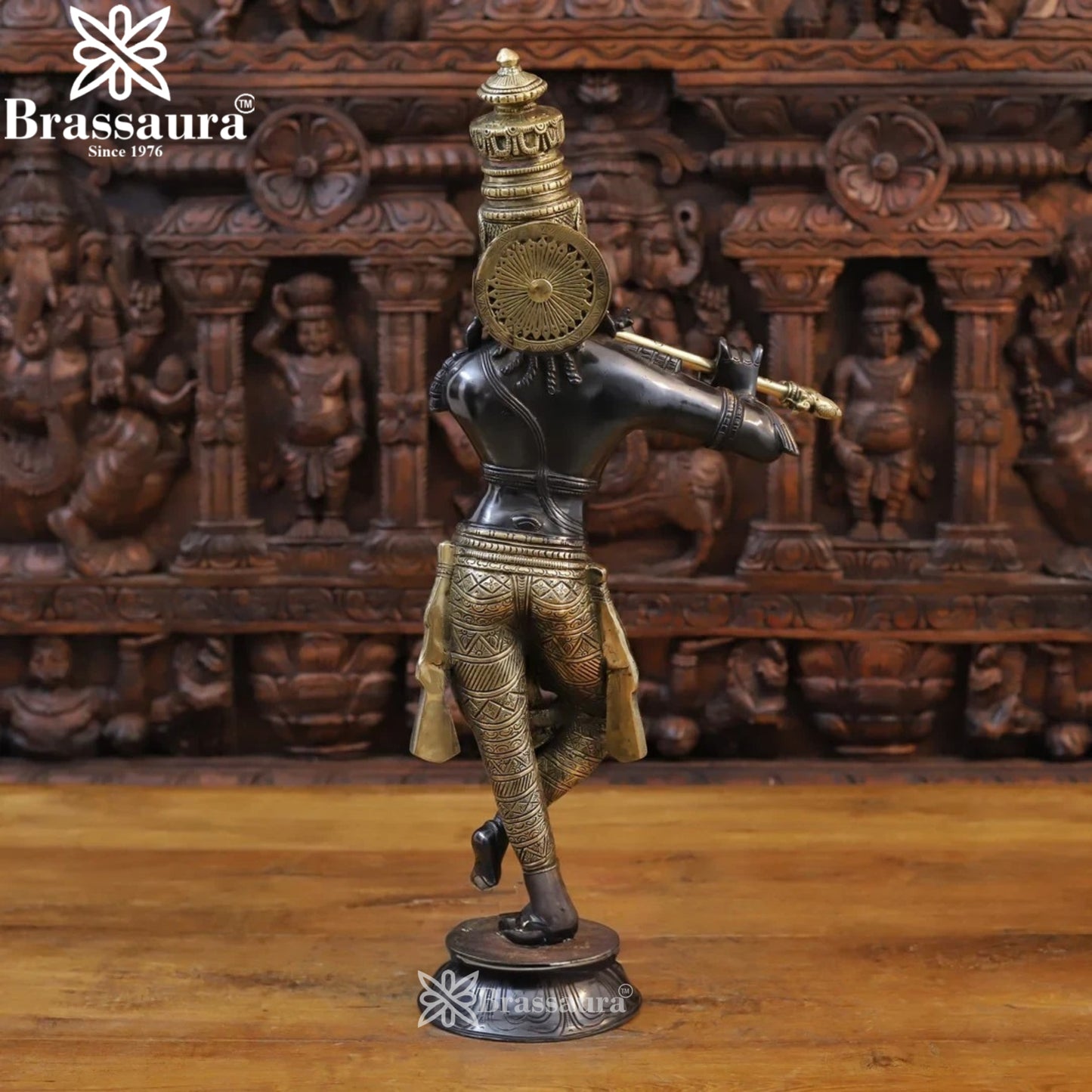 Brass Krishna Murti Weight 9.42 Kg And Height 23 Inch