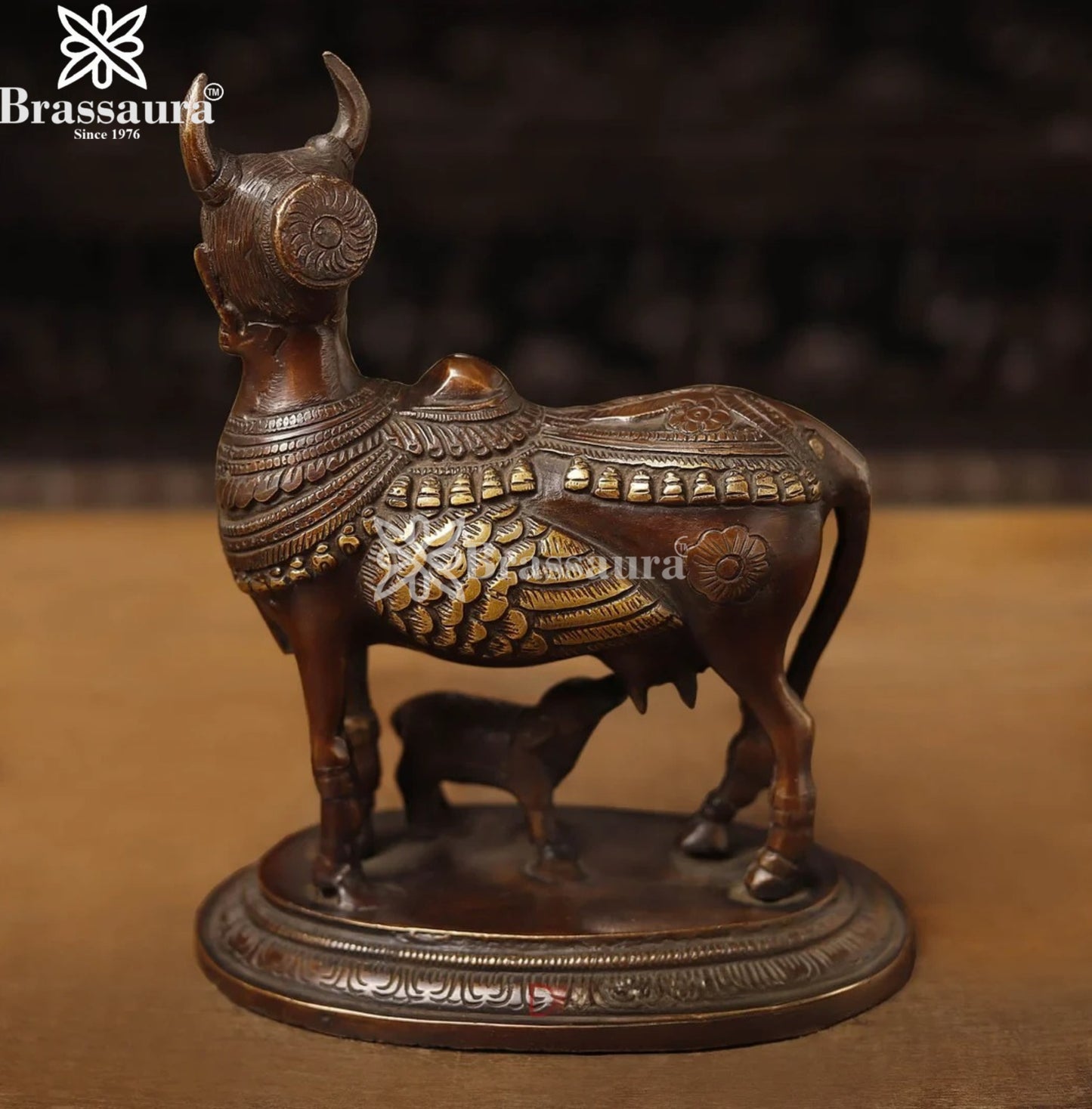 Brass Kaamdhenu Statue Weight 2.46 Kg And Height 9 Inch