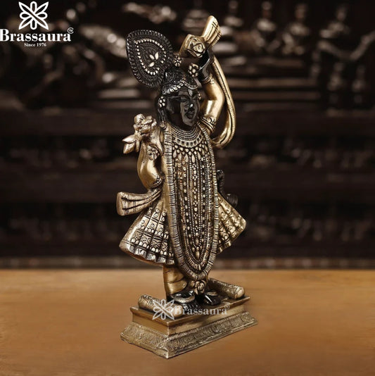 Brass Gowardhan Maharaj Murti Weight 7.8 Kg And Height 17 Inch