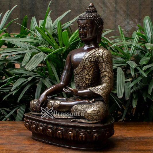 Brass Bhumisprasa Buddha Weight 23 kg & Height 22.5 Inch