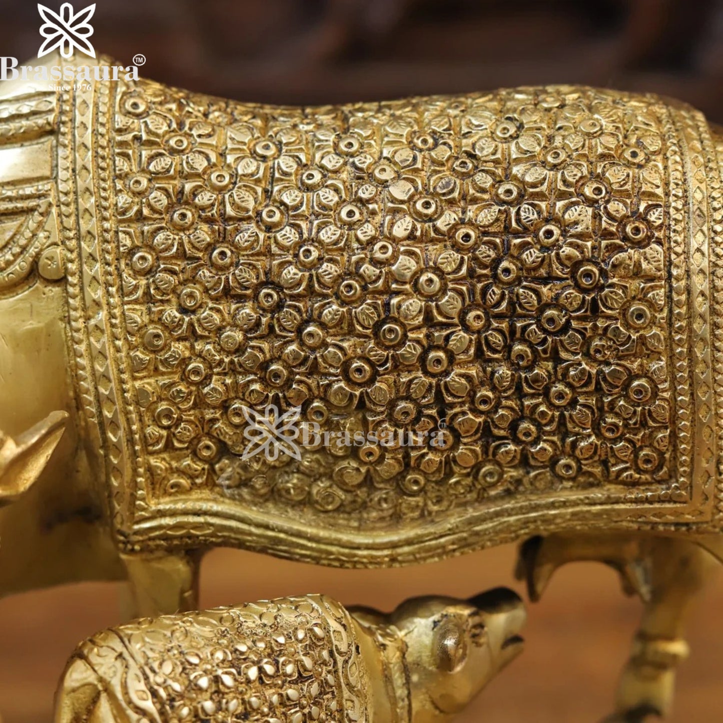Brass Cow & Calf Statue Weight 6.92 Kg And Height 9.5 Inch