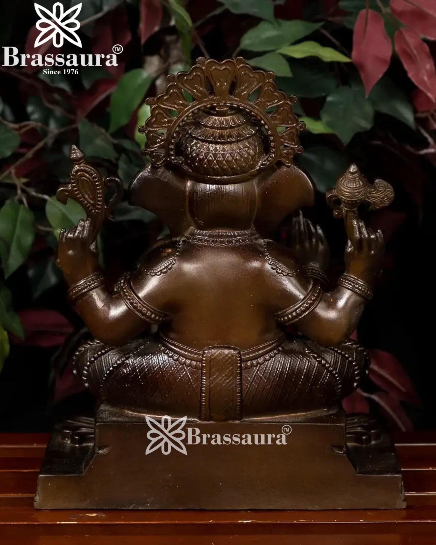 Brass Ganesha Statue Weight 5.8 Kg And Height 12.5 Inch