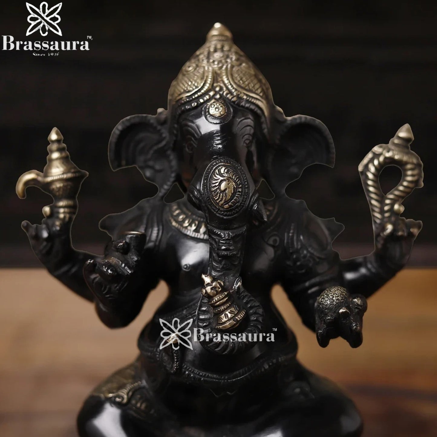 Brass Ganesha Weight 4.2 Kg & Height 9.5 Inch