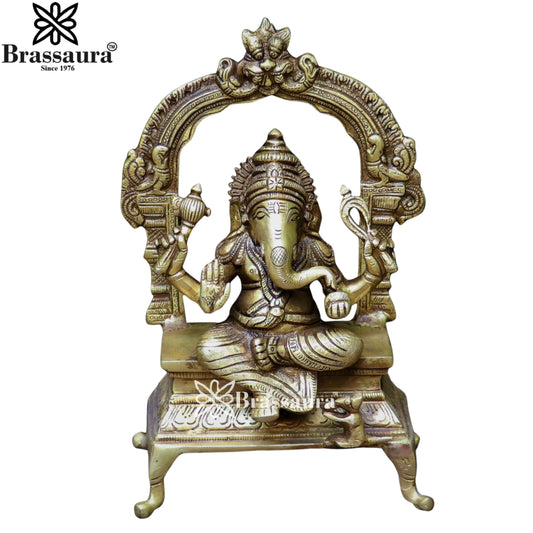 Brass Ring Super fine Ganesha Weight 2.3 Kg & Height 6 Inch