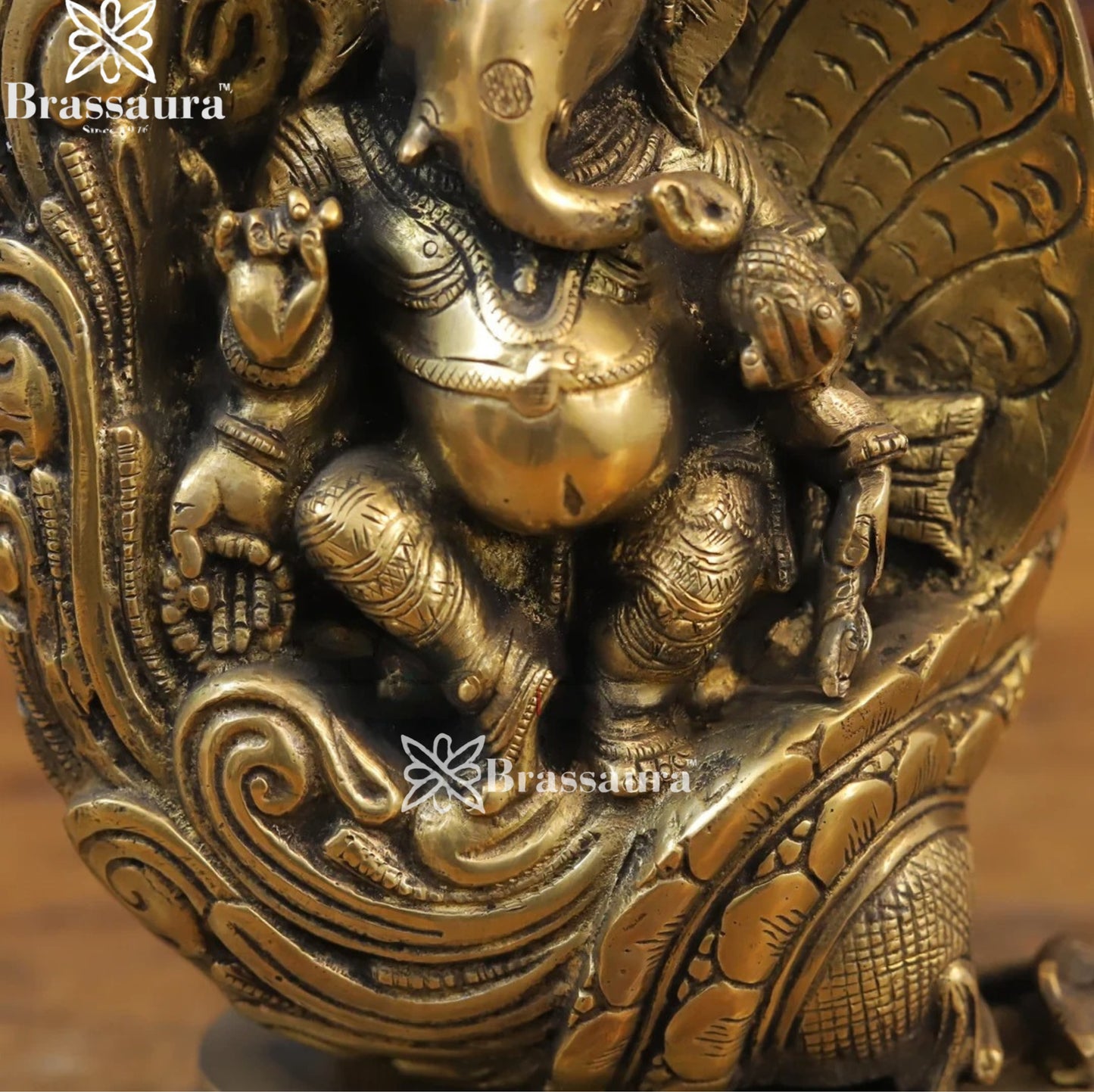 Brass Ganesha Weight 5.3 Kg & Height 13 Inch