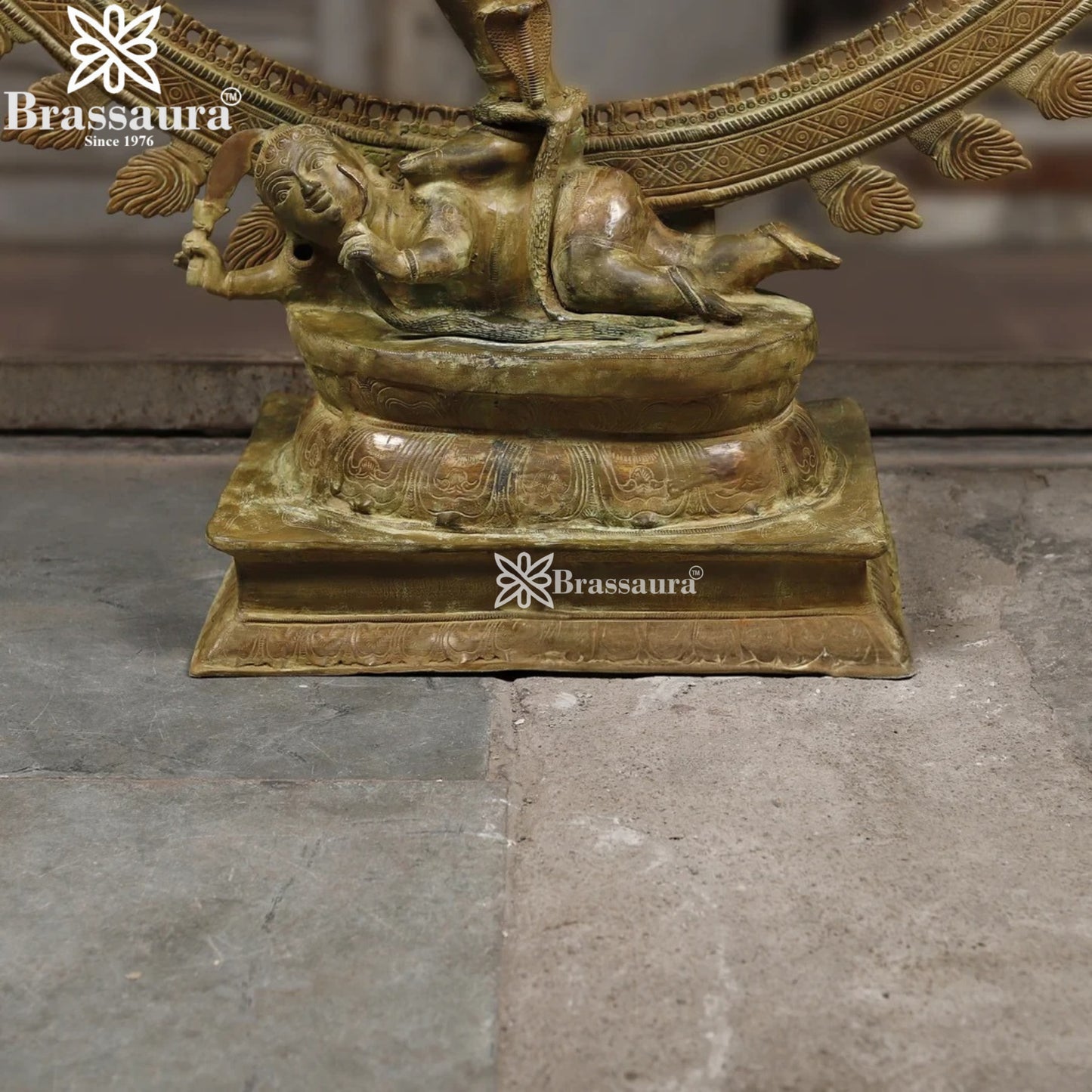 Brass Classic Dancing Natraj Statue Weight 156 Kg And Height 77 Inch