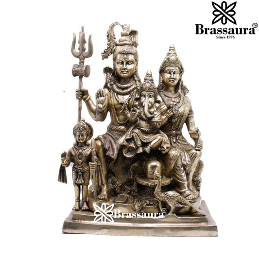 Brass Classic Shiv Family Weight 14 Kg & Height 15 Inch