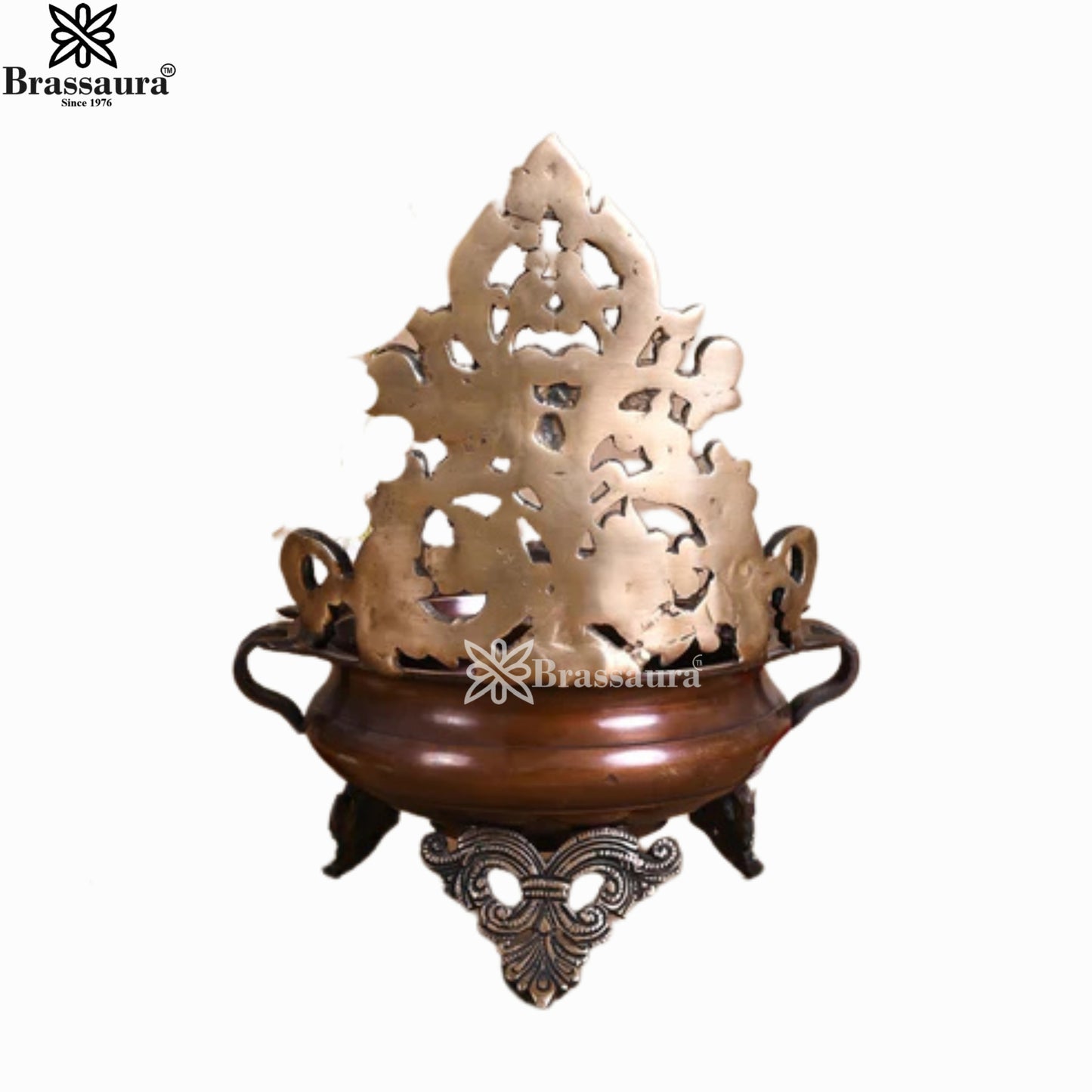 Brass Urli For Home Décor And Gift Items Weight 2.76 kg Height 12 Inch