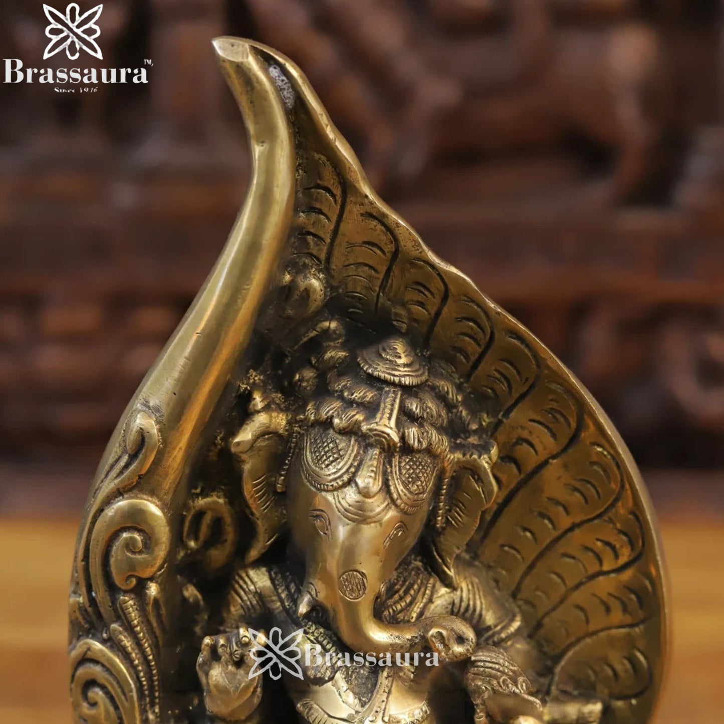 Brass Ganesha Weight 5.3 Kg & Height 13 Inch