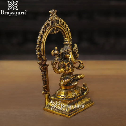 Brass Superfine Ring Ganesha Weight 2.7 Kg & Height 9.5 Inch
