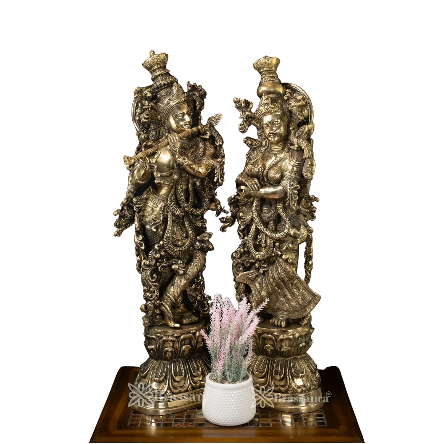 Brass Antique Radha Krishna Weight 31.6 Kg And Height 29 Inch