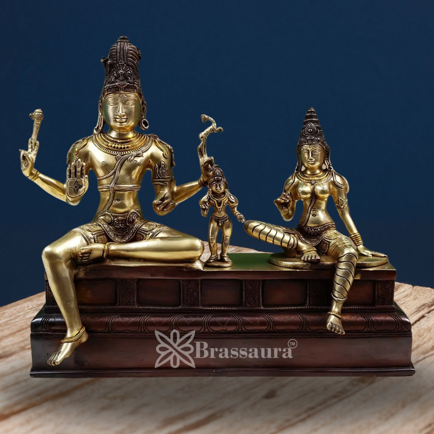 Brass Shiva With Parvati Statue Weight 10 Kg And Height 13 Inch