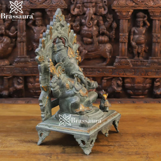 Brass Vintage Ring Ganesha Weight 11.5 Kg & Height 17.5 Inch