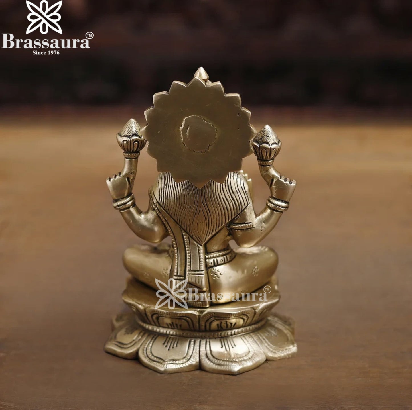 Brass Lakshmi Murti Weight 2.55 Kg And Height 8 Inch