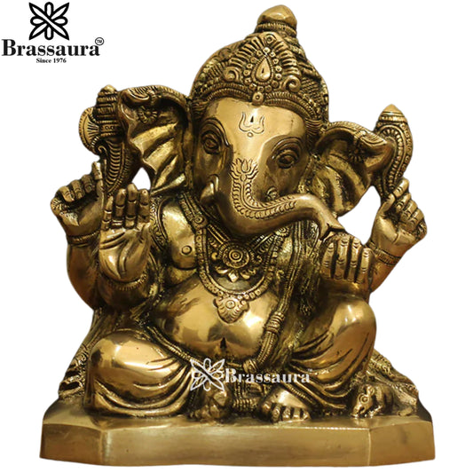 Brass Ganesha Statue Weight 3.8 Kg And Height 8 Inch