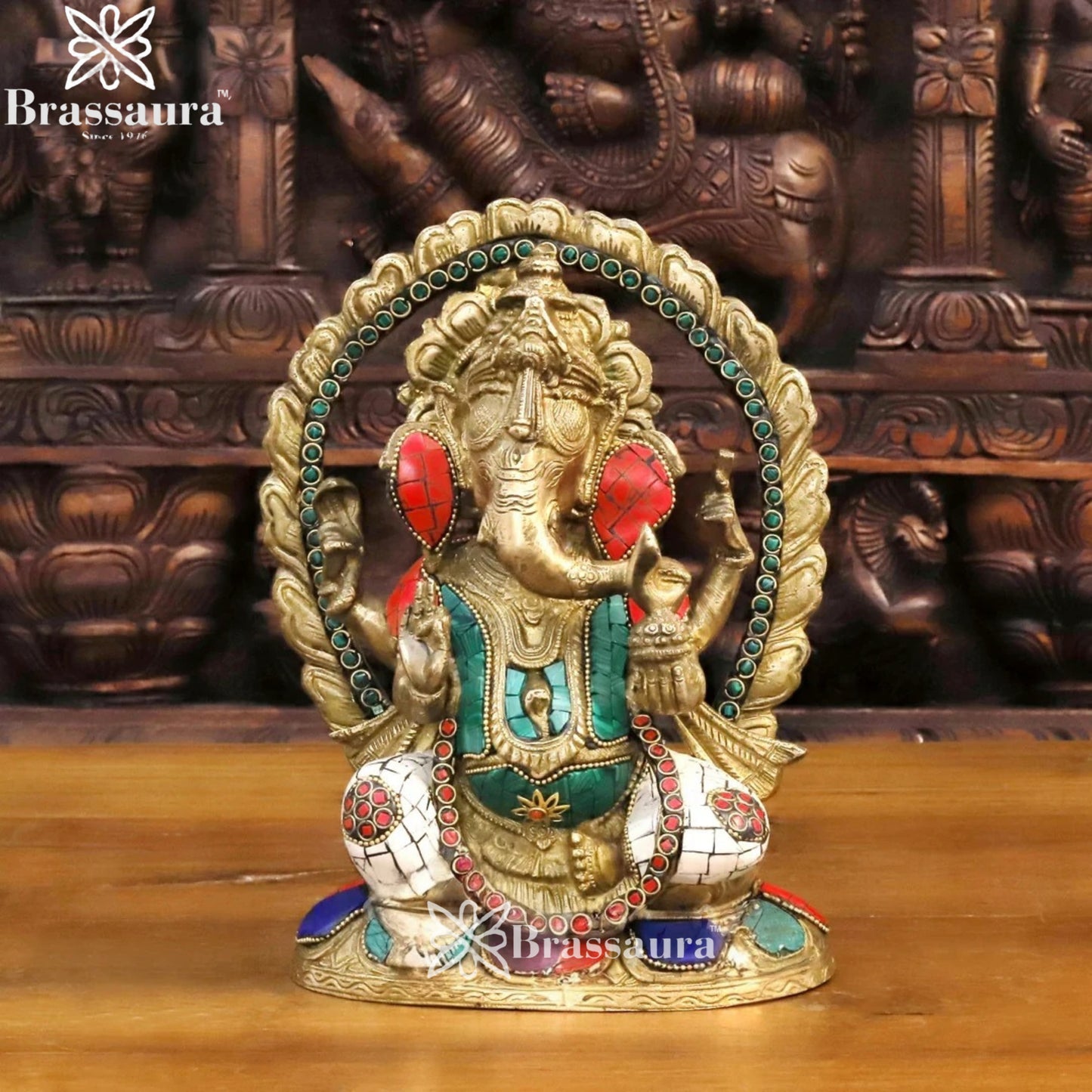 Brass Gem Stone Work Ring Ganesha Weight 3.3 Kg & Height 9.5 Inch