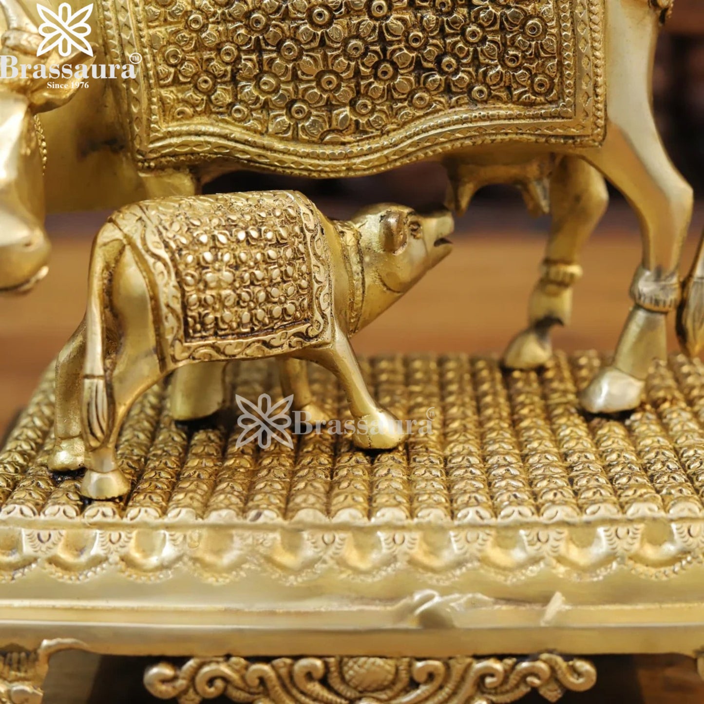 Brass Cow & Calf Statue Weight 6.92 Kg And Height 9.5 Inch