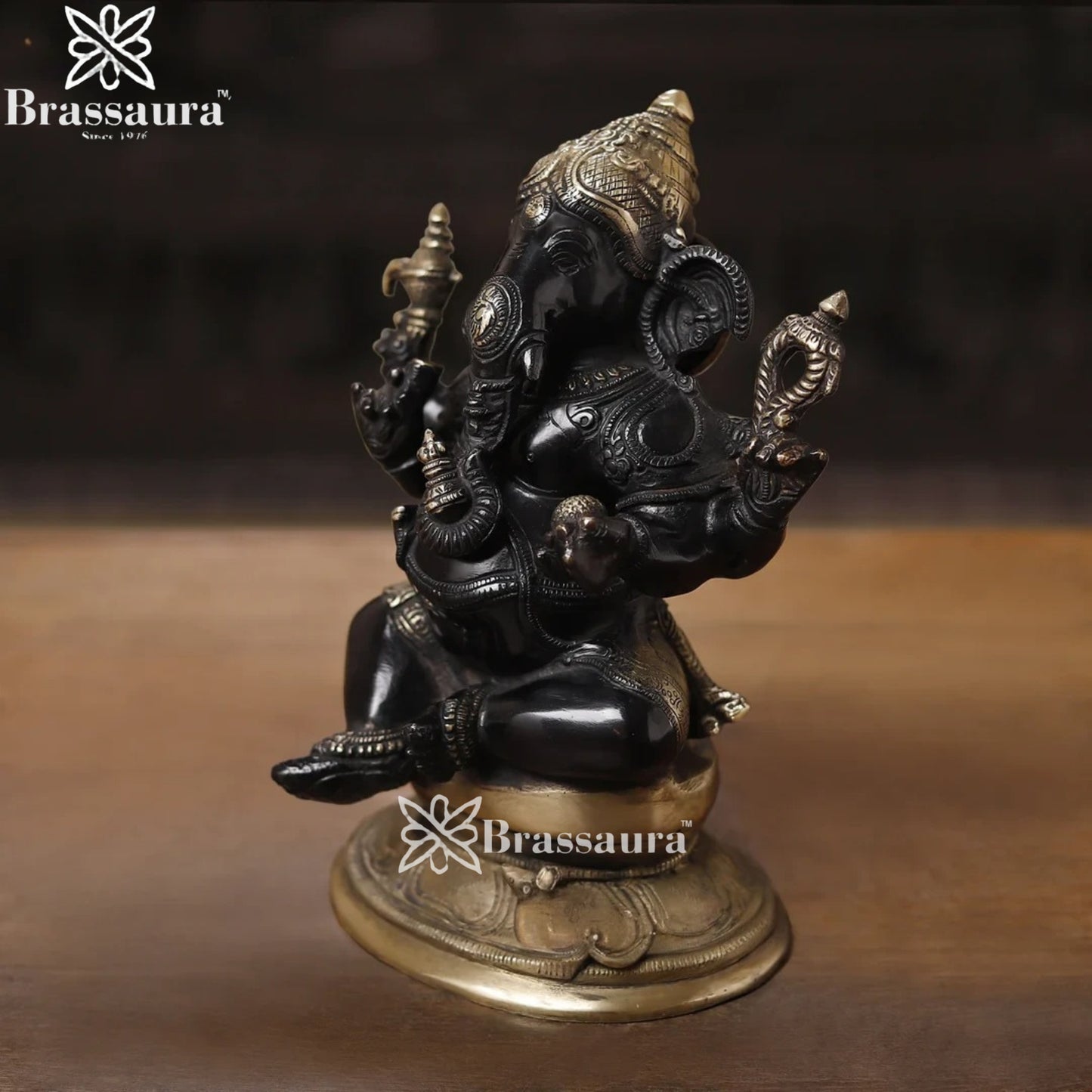 Brass Ganesha Weight 4.2 Kg & Height 9.5 Inch