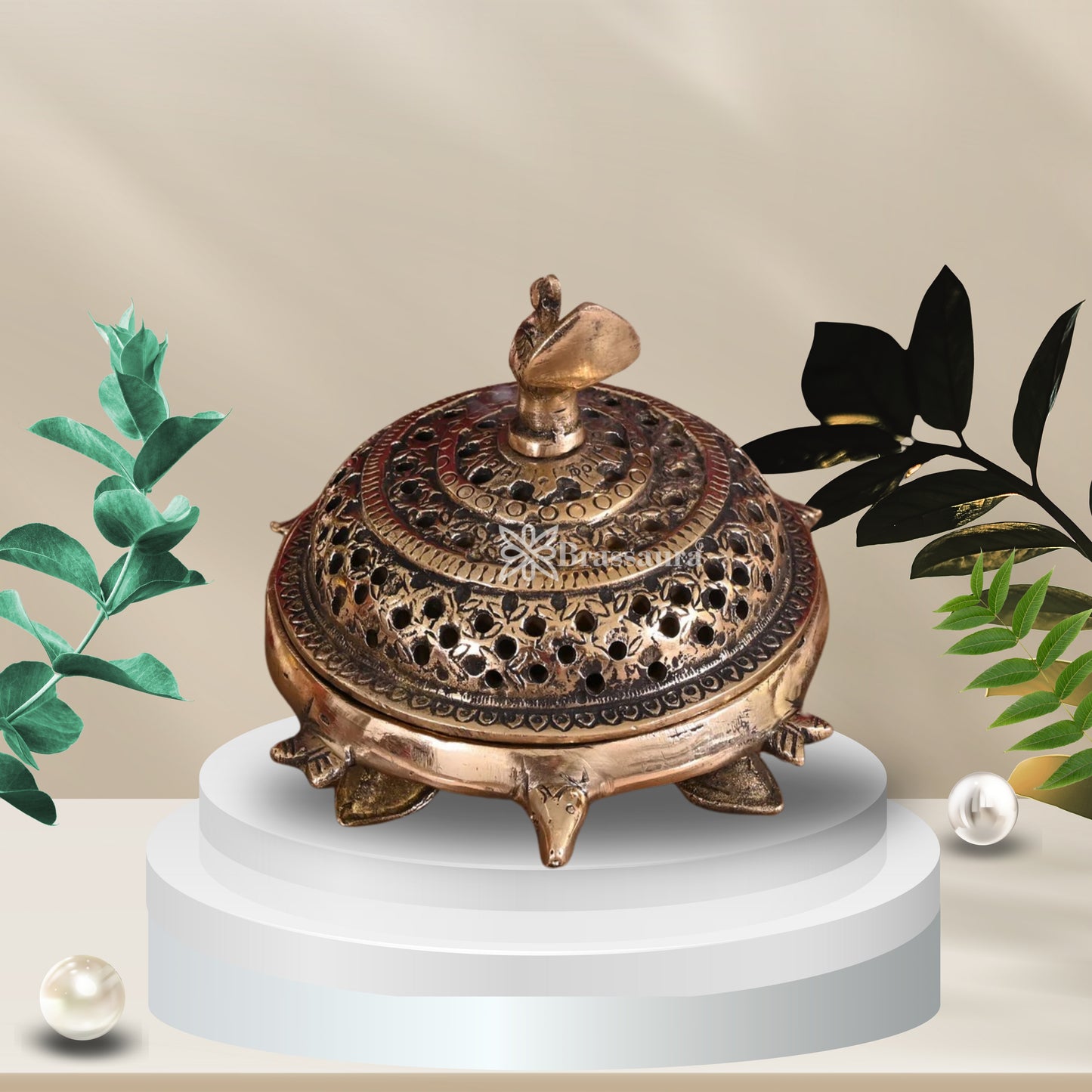 Brass Dhoop Burner For Home Décor And Gift Items Weight .8 kg Height 4 Inch