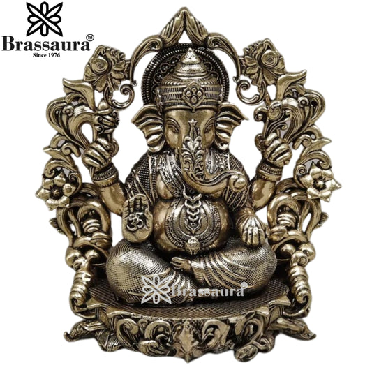 Brass Super fine Ganesha Statue Weight .348 Kg And Height 4 Inch