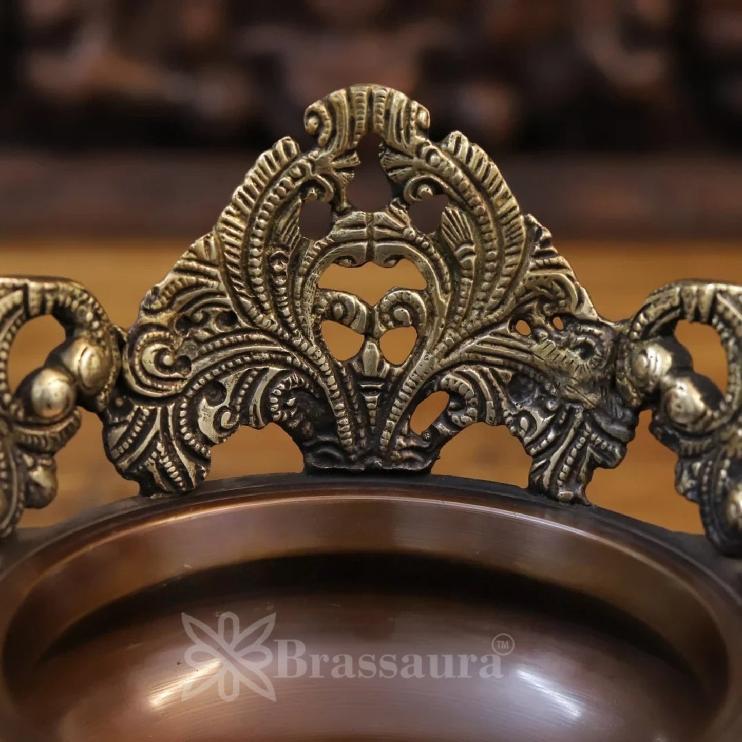 Brassaura™ Brass Urli Statue – Height 6.5 Inches & Weight 1.3 Kgs | Classic Indian Décor