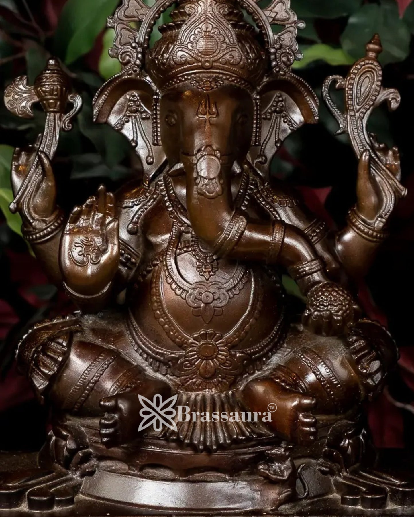 Brass Ganesha Statue Weight 5.8 Kg And Height 12.5 Inch