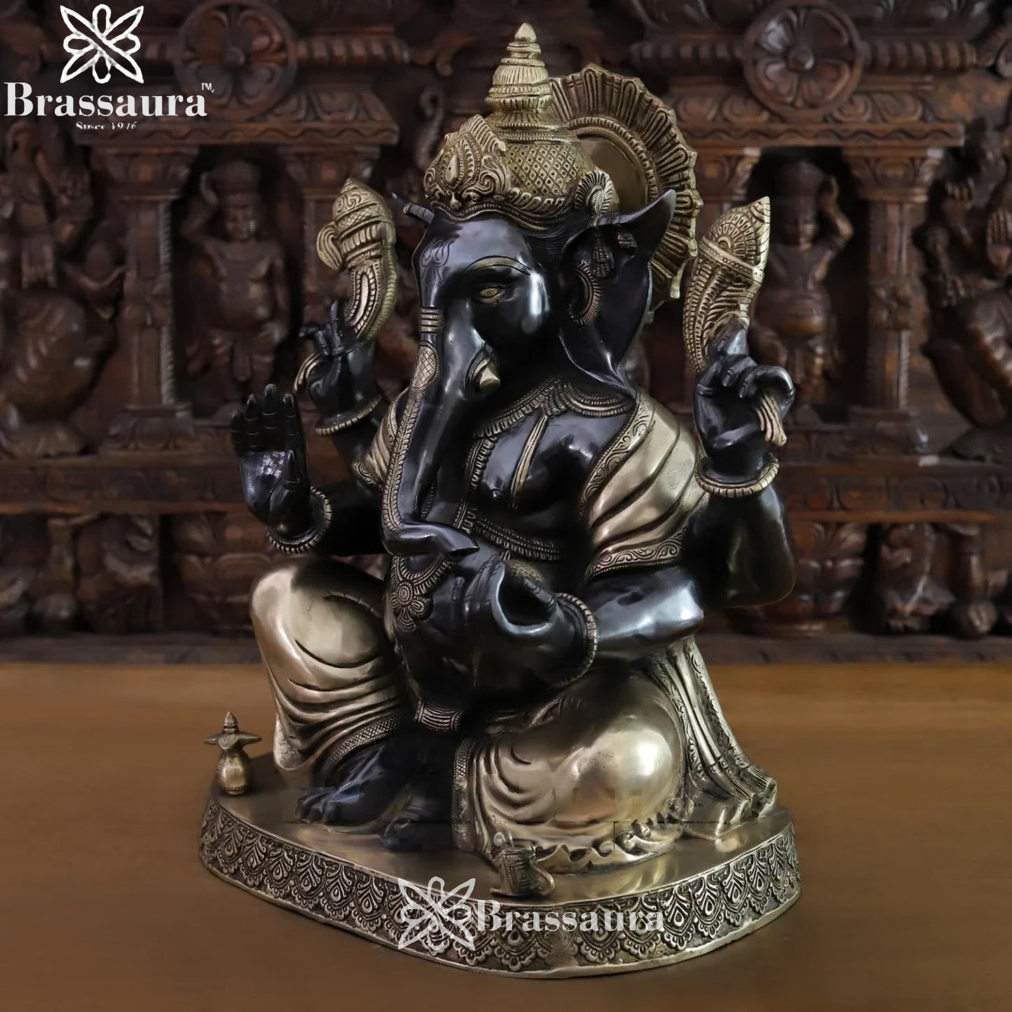 Brass Ganesha Statue Weight 24.42 Kg And Height 21 Inch