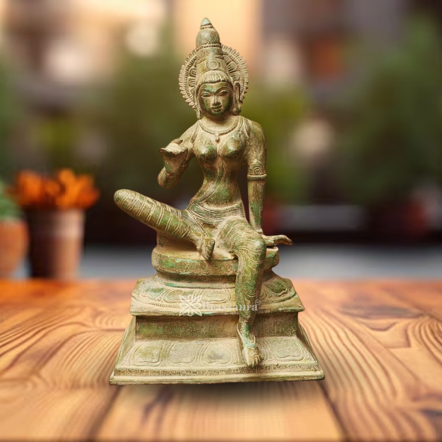 Brass Parvati Statue Weight 4.5 Kg And Height 12.5 Inch