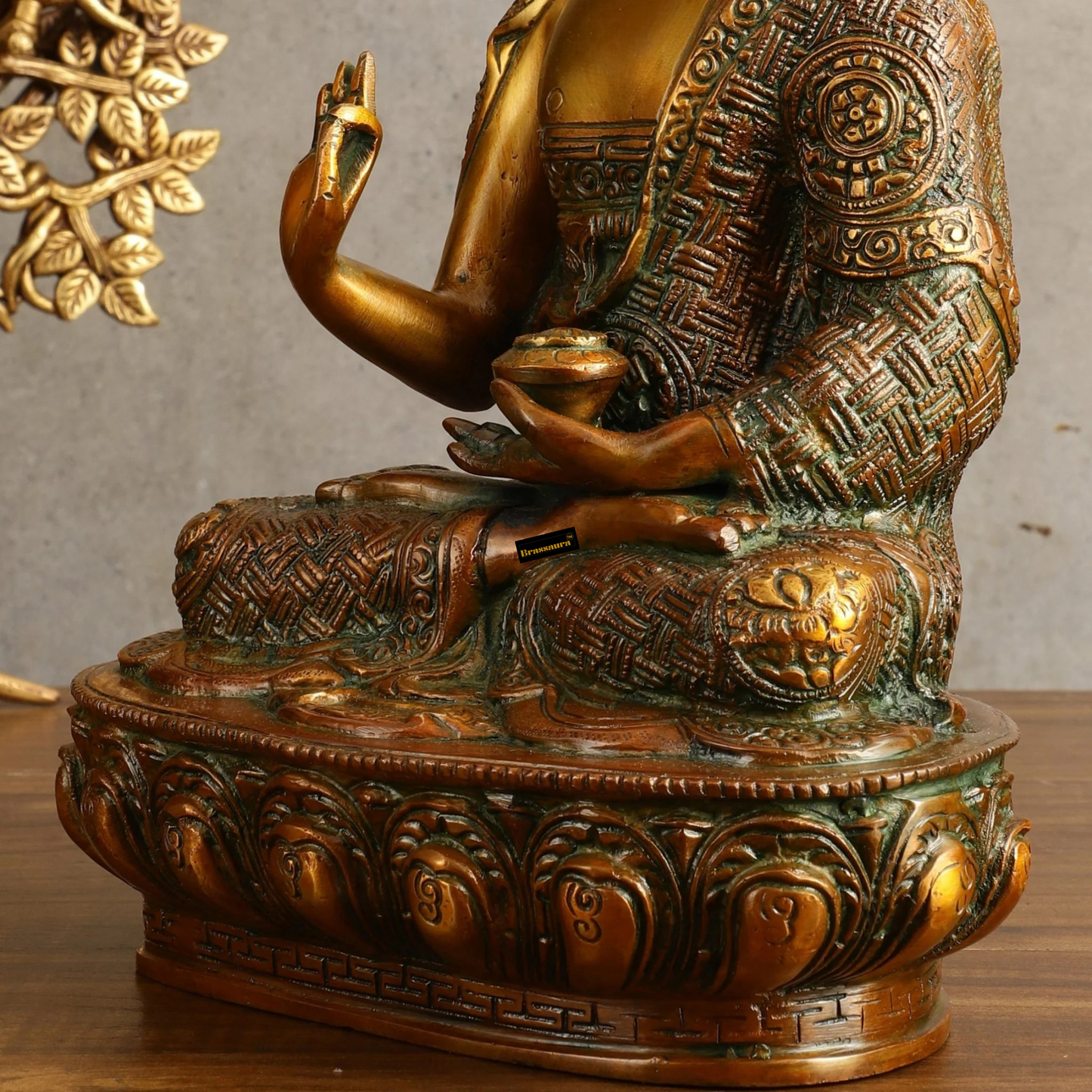 Brassaura™ Pure Brass Buddha Statue in Antique Finish – Height 12 Inches, Weight 5.05 Kgs