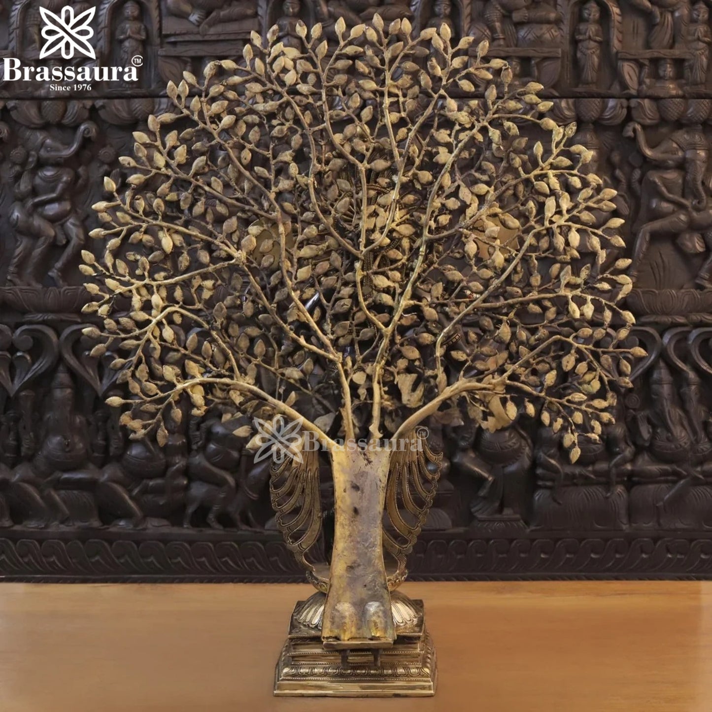 Brass Krishna Murti Weight 34.76 Kg And Height 37.5 Inch