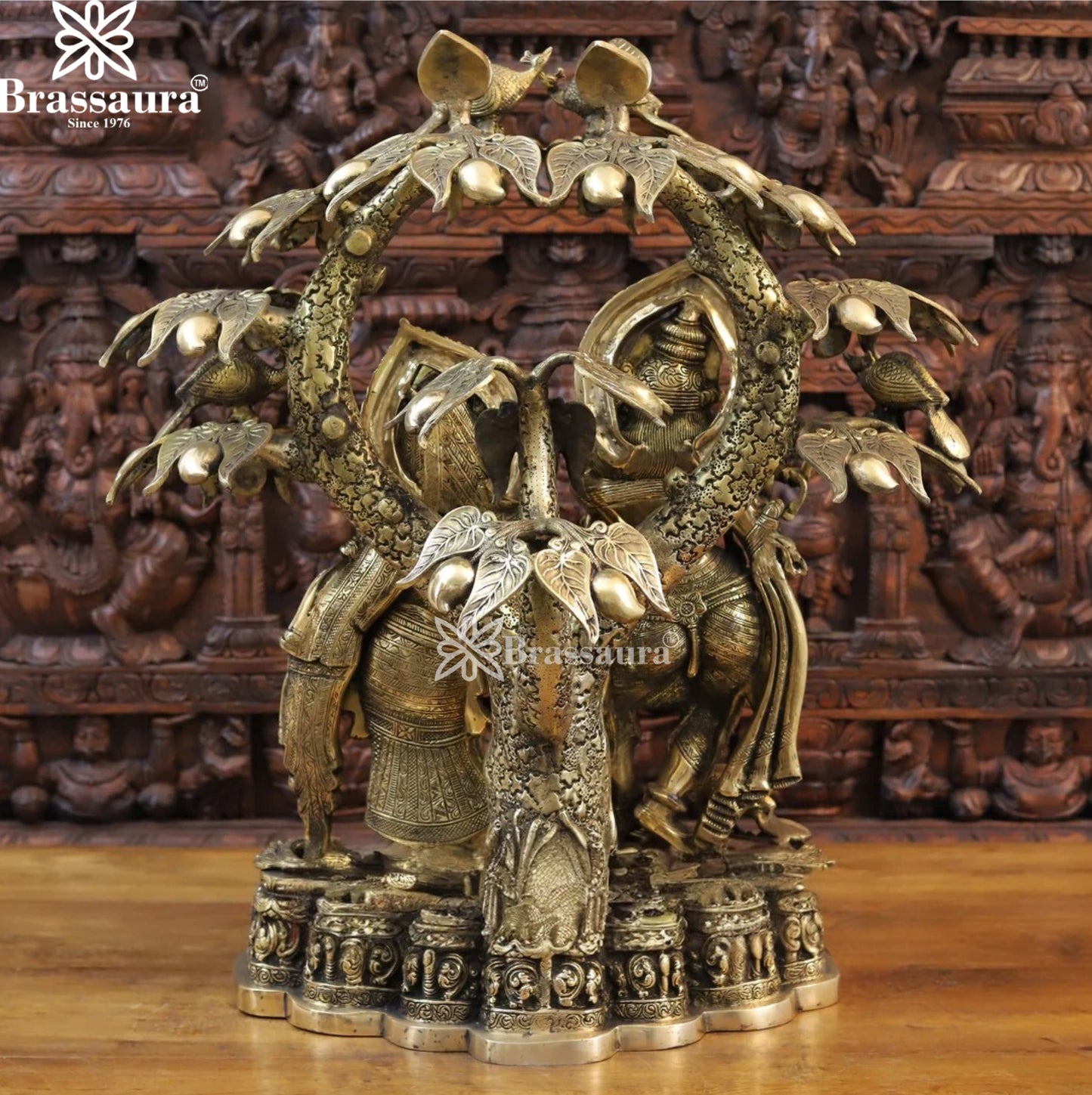 Brass Antique Radha Krishna Murti Weight 53.14 Kg And Height 29 Inch