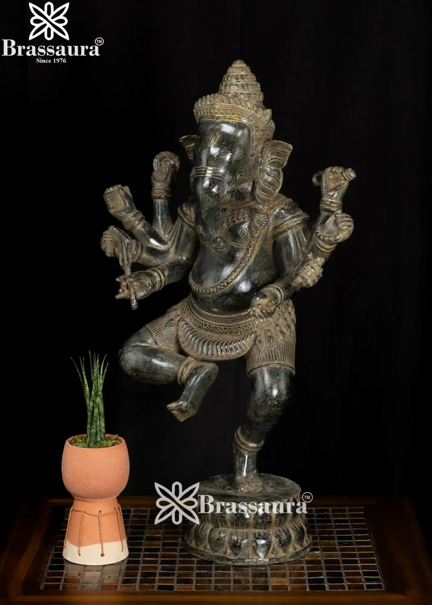 Bronze Ganesha Statue Weight 9.7 Kg And Height 24 Inch