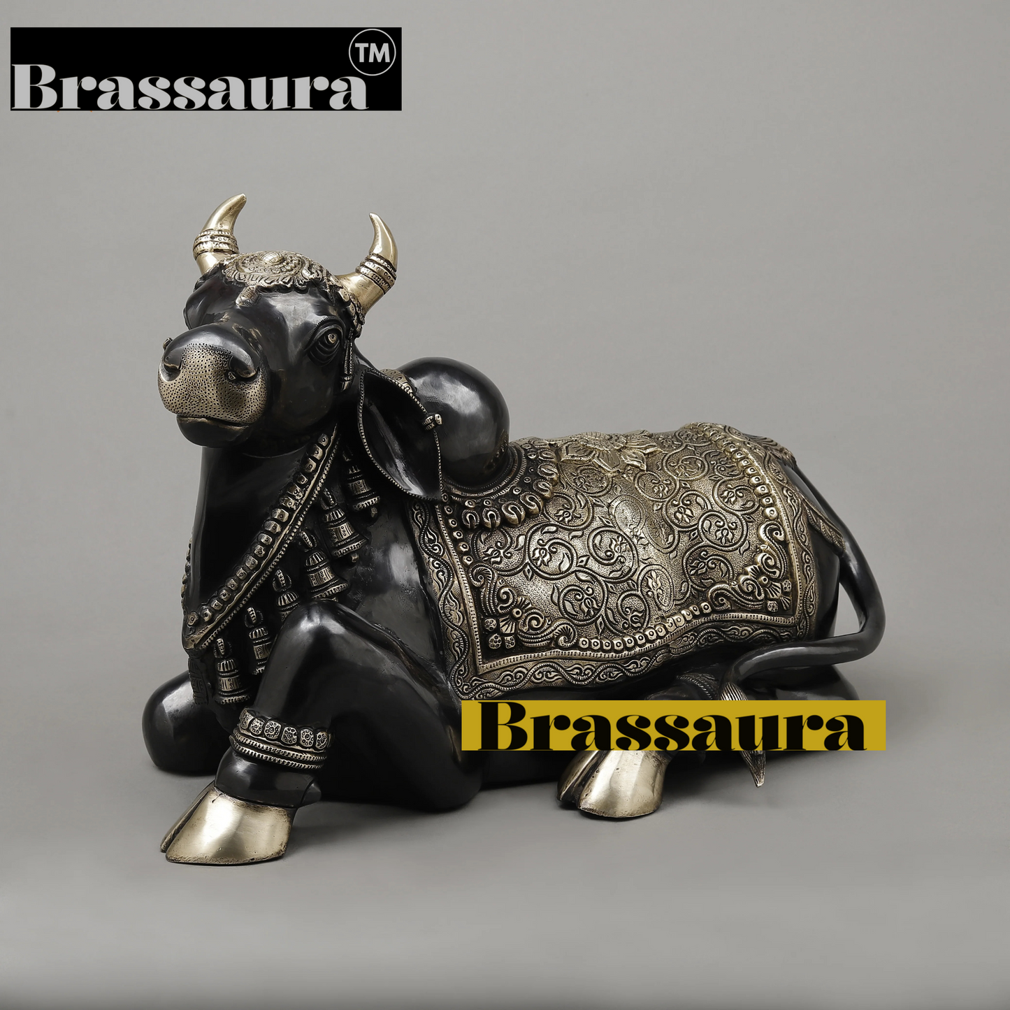 Brassaura™ Brass Nandi Statue | 14 Inches Height | 19.29 Kgs Weight | Black Finish with Golden Accents