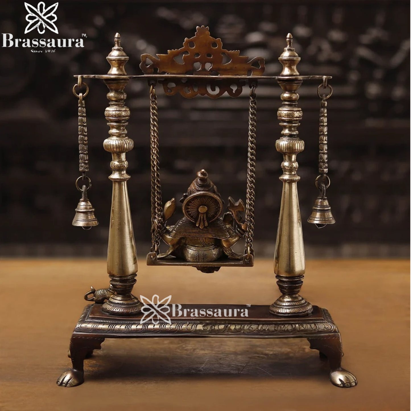 Brass Ganesha Jhula Weight 6.6 Kg & Height 16 Inch