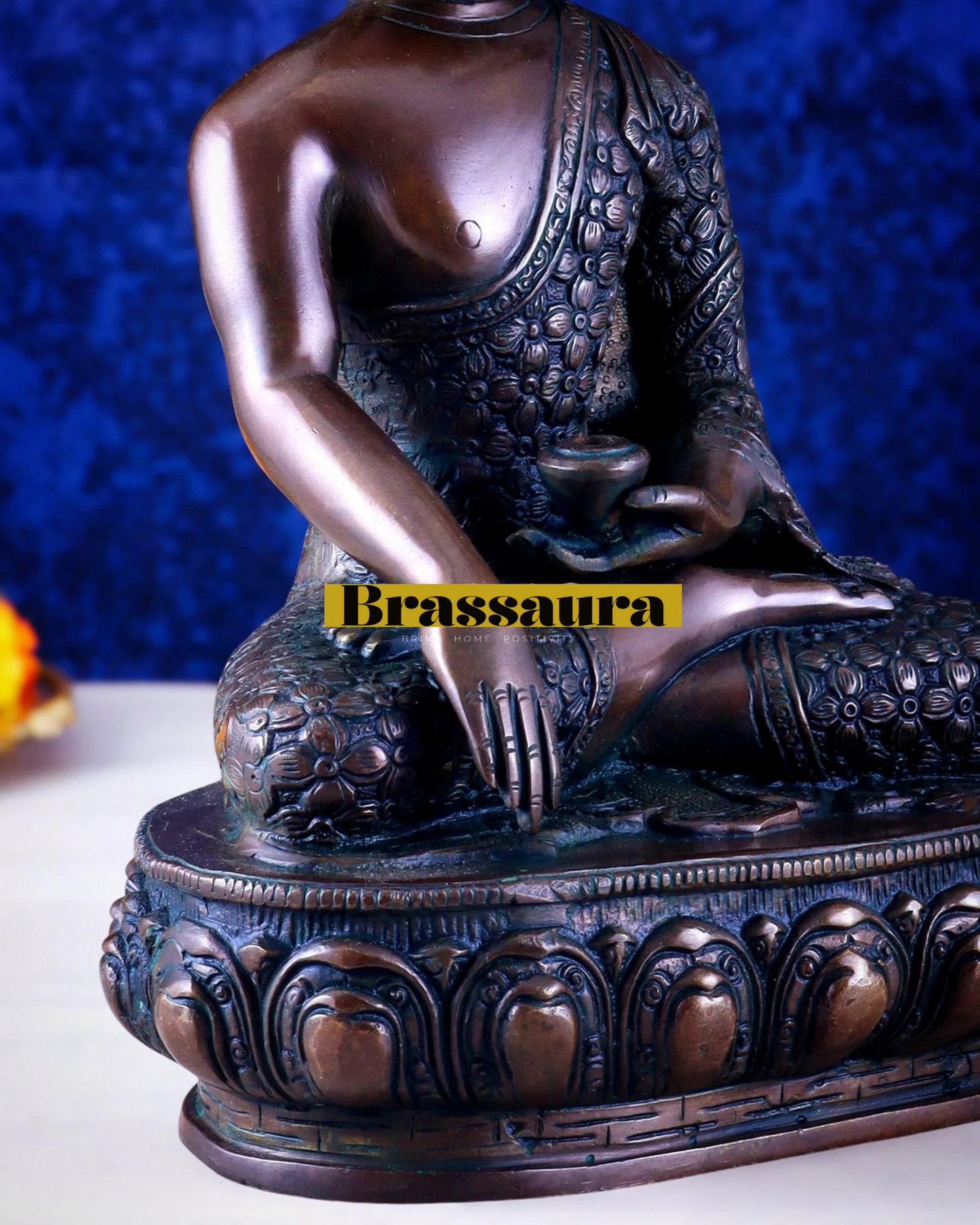 Brassaura™ Pure Brass Antique Medicine Buddha Statue – Height 13.5 Inches, Weight 6.8 Kgs