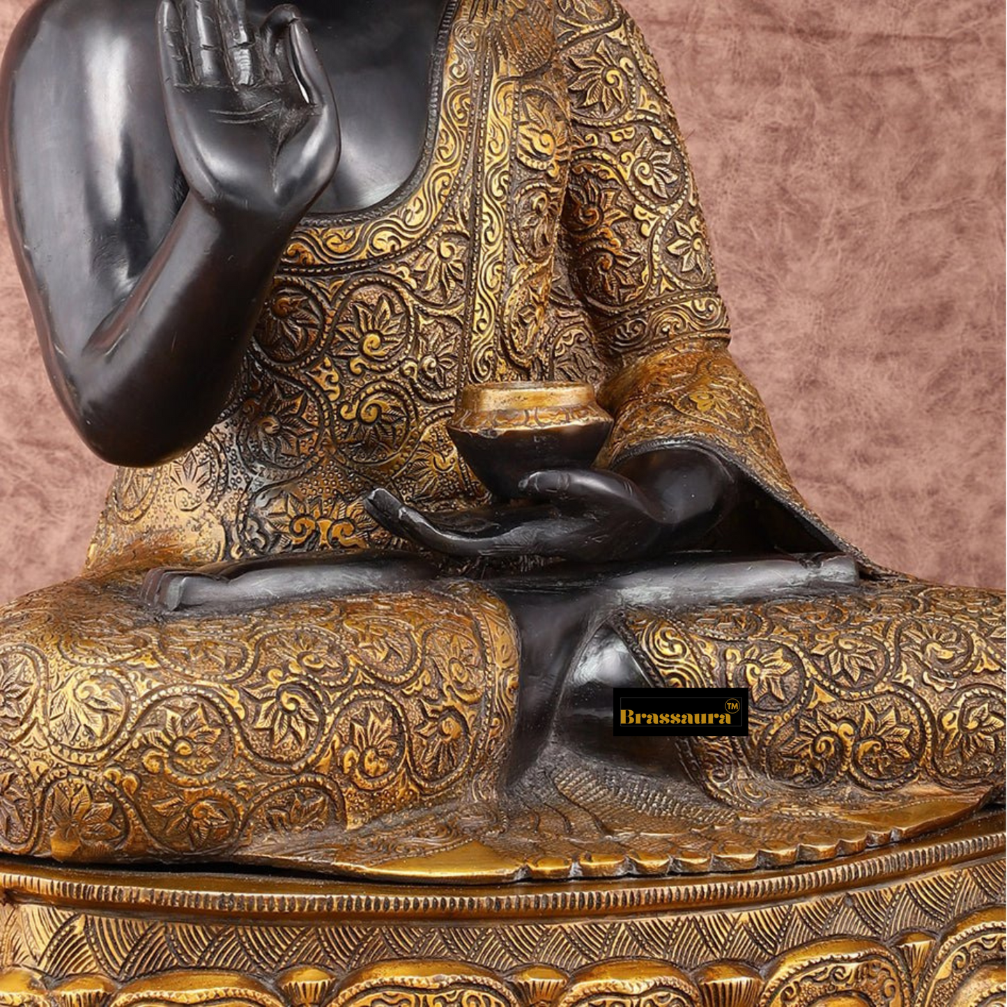 Brassaura™ Pure Brass Buddha Idol in Abhaya Mudra – Height 21.5 Inches, Weight 22 Kgs