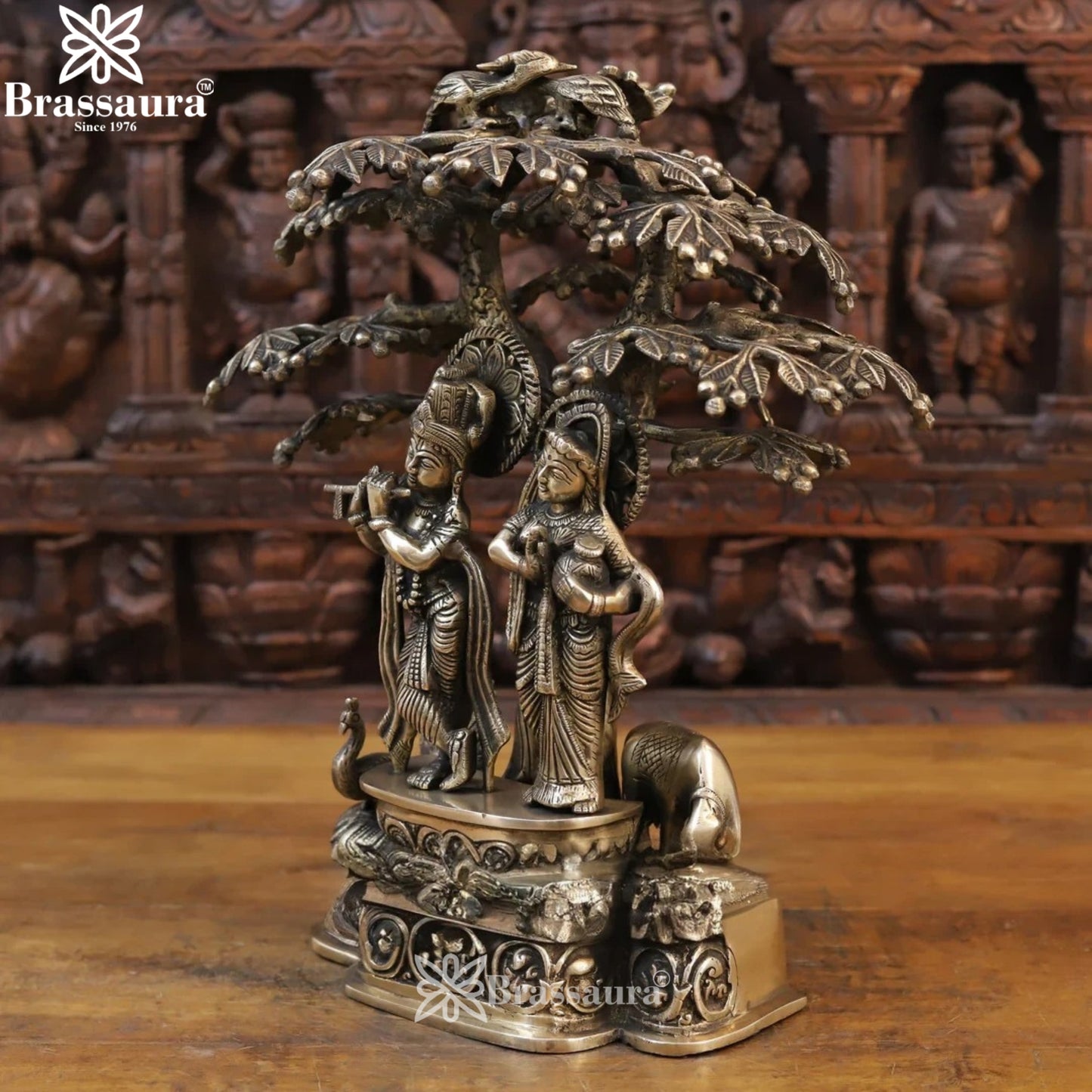Brass Antique Radha Krishna Murti Weight 11.64 Kg And Height 17.5 Inch