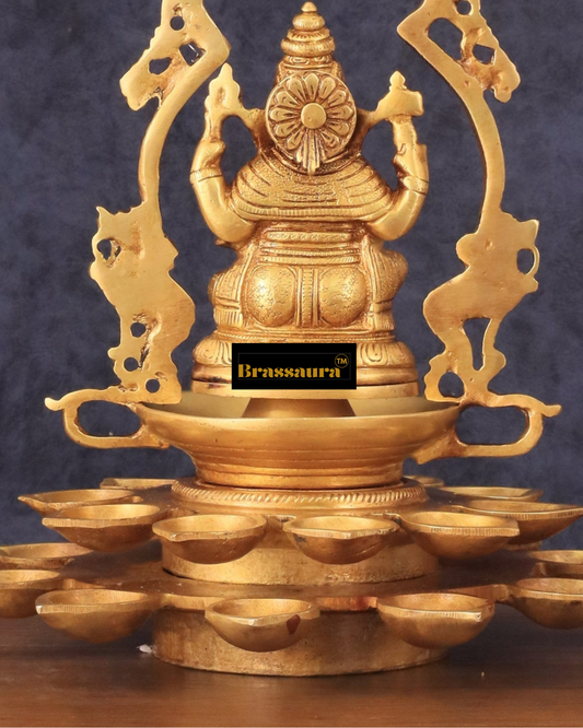 Estátua de Ganesha Brassaura® de Latão Puro com Diyas e Moldura Thiruvachi – 30 cm de Altura – Decoração Divina para o Lar