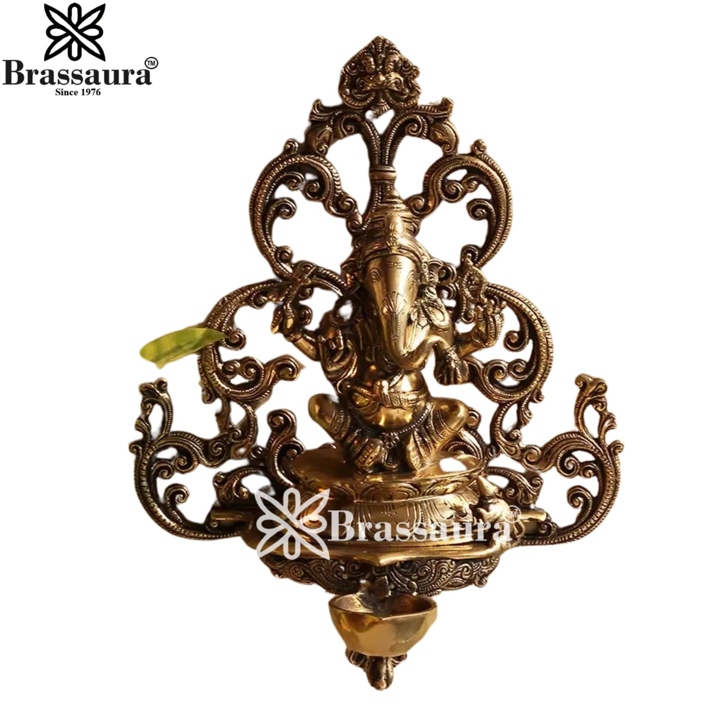 Brass Ganesha Statue Weight 3.75 Kg And Height 14 Inch