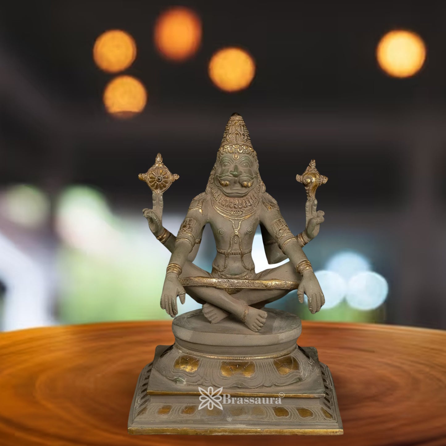 घर की सजावट और उपहार के लिए पीतल की नरसिंह प्रतिमा, वज़न 6 किलोग्राम और ऊंचाई 11 इंच