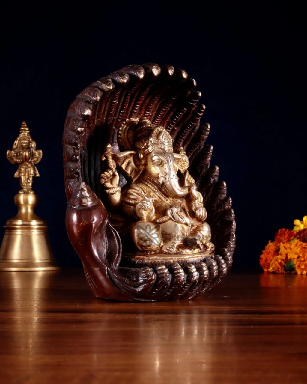 Exquisite Brass Lord Ganesha in Pearl Conch Shell – Height 5.5 Inches, Weight 2.234 Kgs