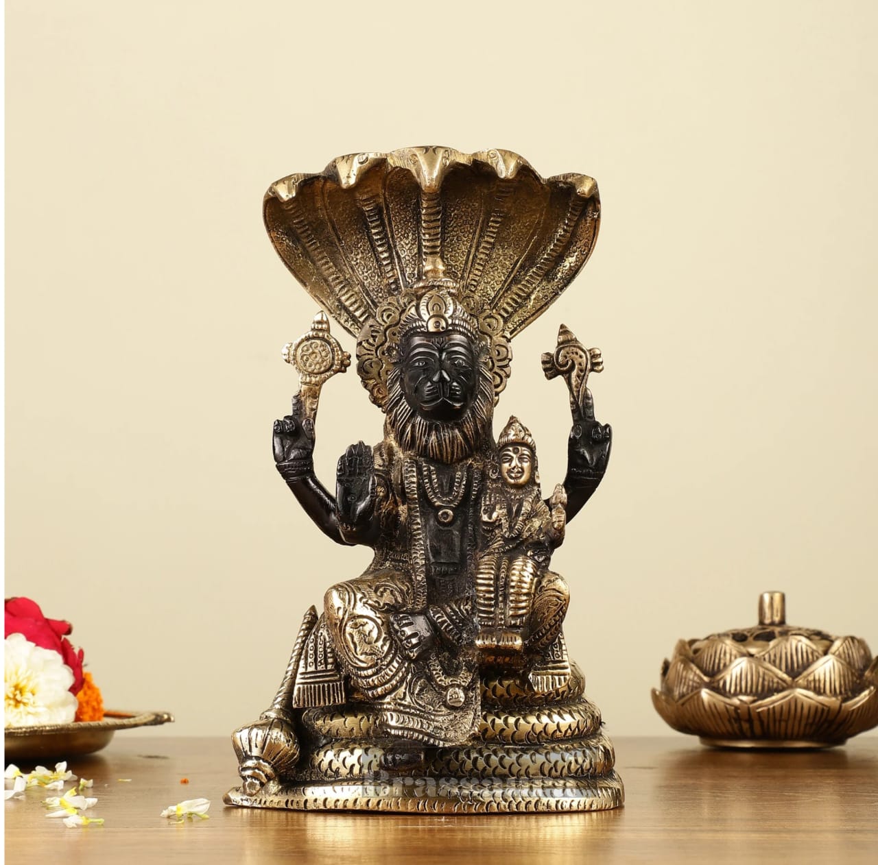 Brassaura™ Pure Brass Lord Narasimha with Goddess Lakshmi Statue – 8 Inch Height, 2.2 kg Weight | Black Gold Finish | Handcrafted Hindu Idol for Home & Temple